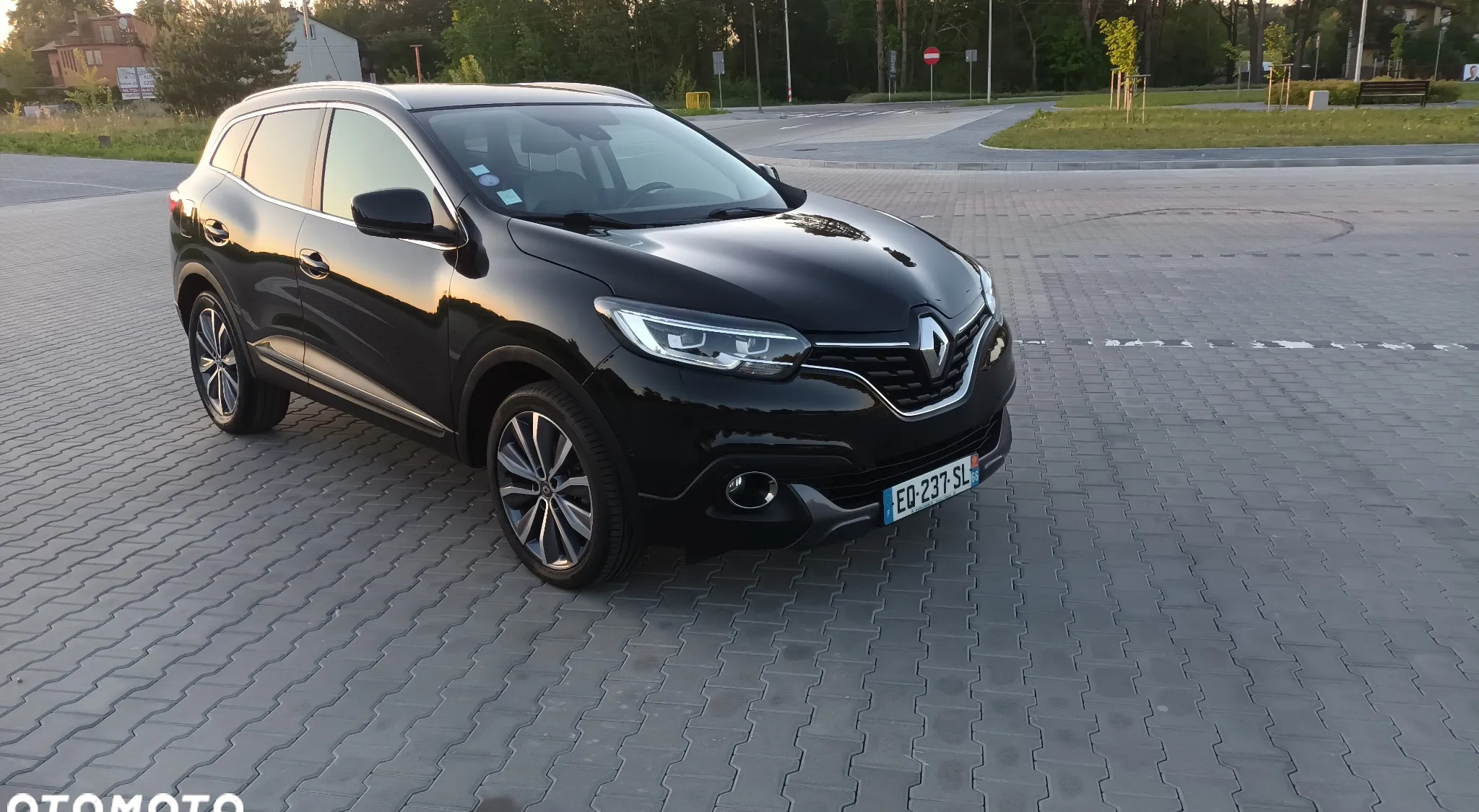 Renault Kadjar cena 49800 przebieg: 97693, rok produkcji 2017 z Kielce małe 154